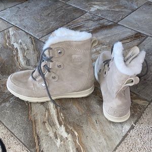 SOREL Women’s Explorer Boots - Tan